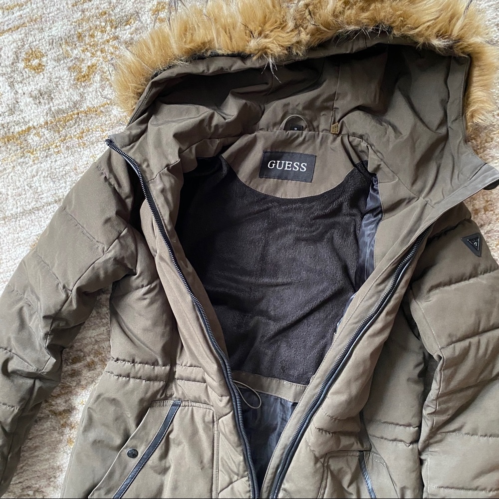 army green | winter coat parka | medium | guess - Picture 2 of 5